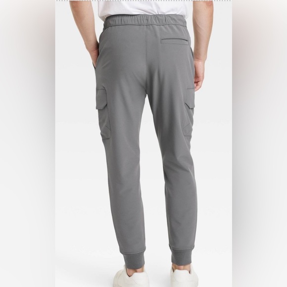 **SALE** GOODFELLOW & CO - Men’s Tech Cargo Joggers. - Picture 2 of 6